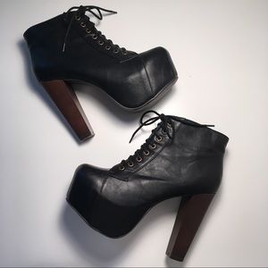 WORN ONCE Vegan Leather Platform Heeled Bootie